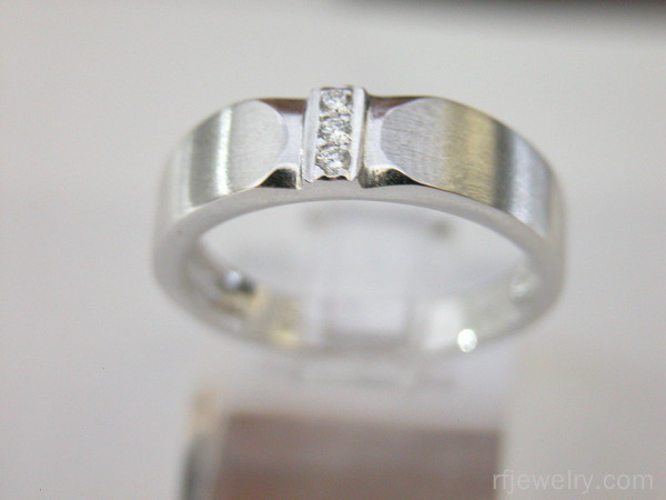 J4049 Jewelry