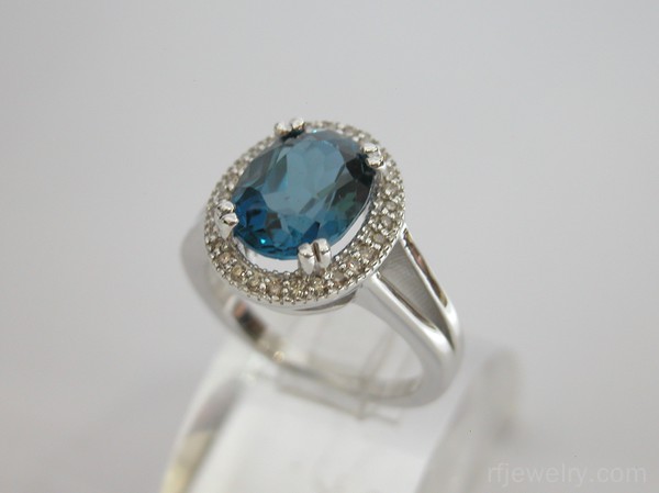 انگشتر جواهر بلو توپاز - کد 8750